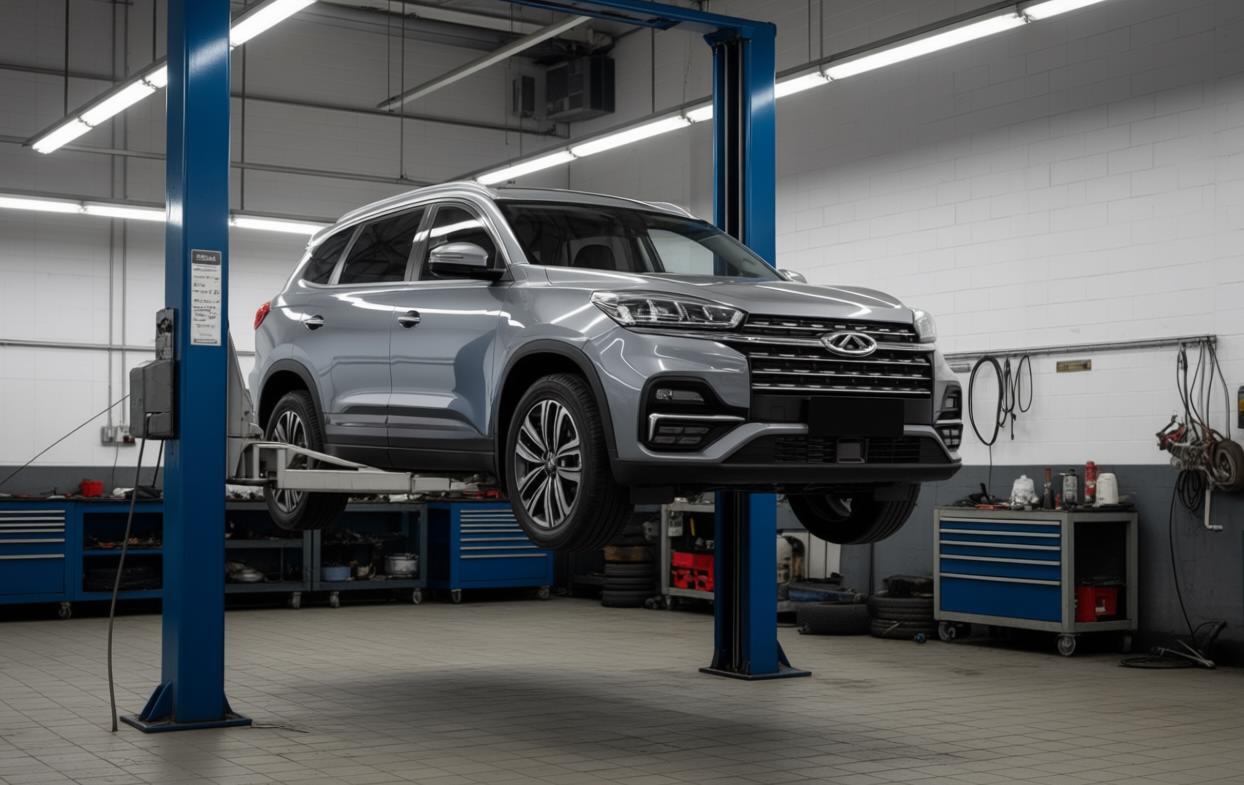 chery tiggo 8 в автосервисе на ремонте