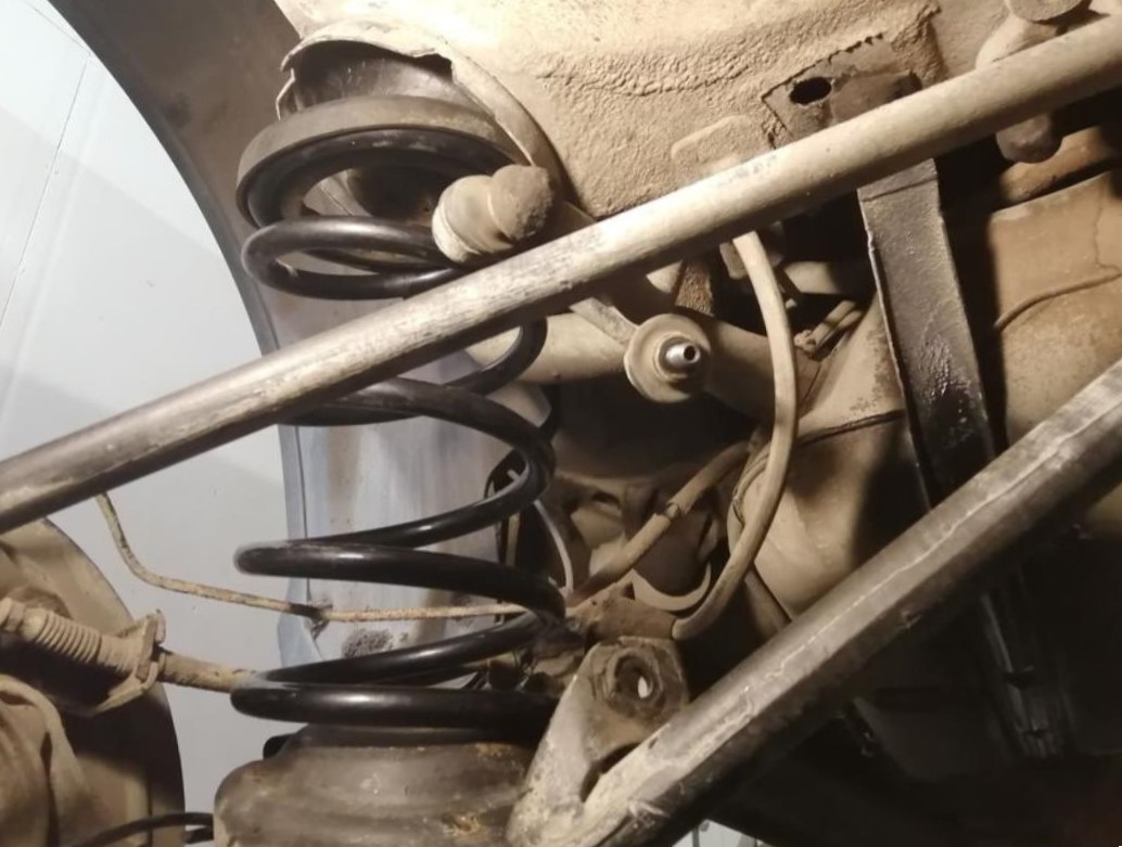 замена пружины чери