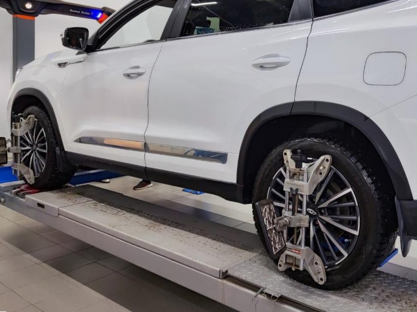 сход развал тигго 8