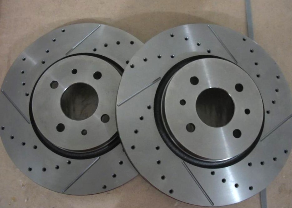 комплект новых дисков