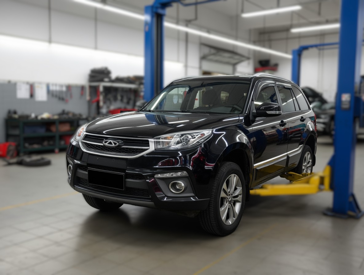 Chery Tiggo T11 готовится к замене цепи ГРМ в автотехцентре