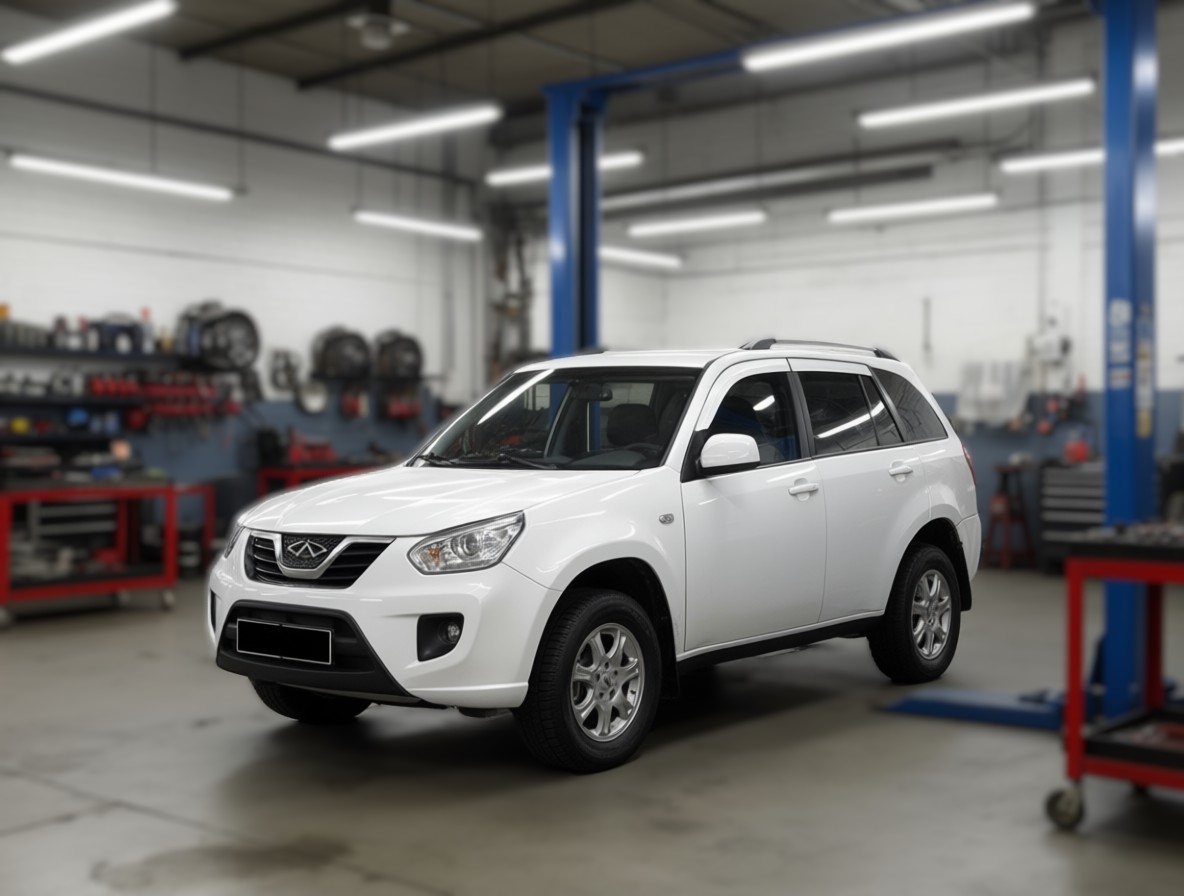 Chery Tiggo T11 готовится к замене радиатора печки в автотехцентре