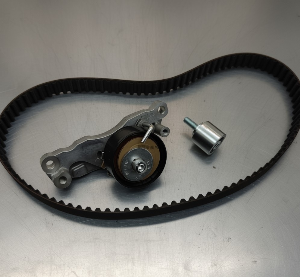 Комплект нового ремня