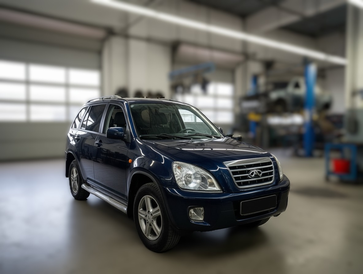 Chery Tiggo T11 готовится к замене сайлентблоков рычага в автотехцентре