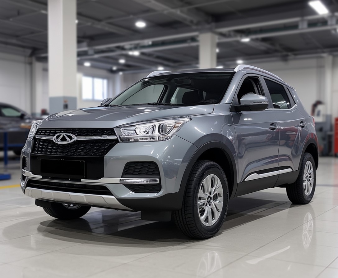 Chery Tiggo 4 готовится к замене свечей зажигания в автотехцентре