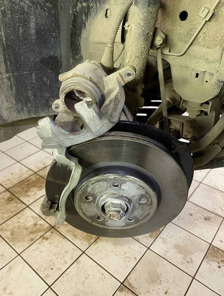 Замена тормозных колодок Chery Tiggo 4