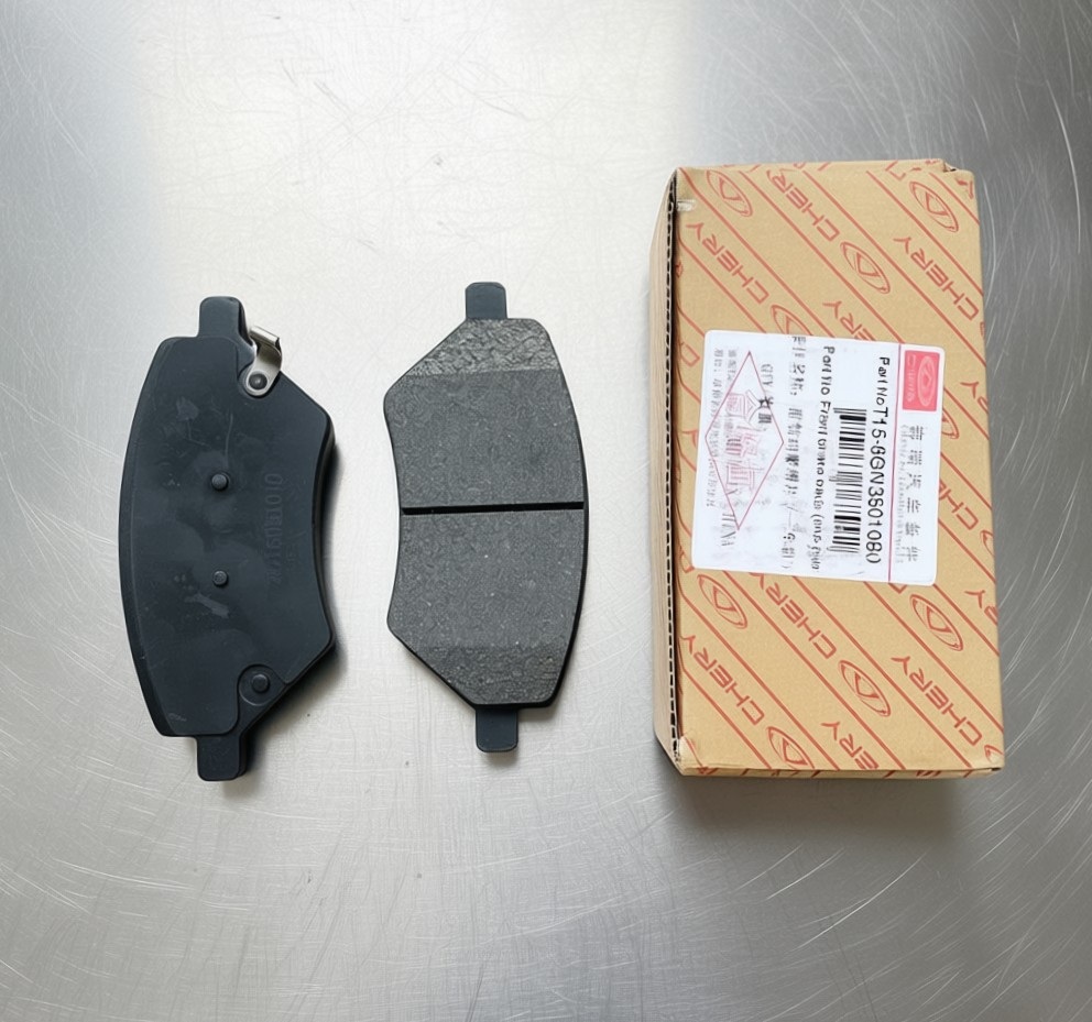 Комплект новых колодок