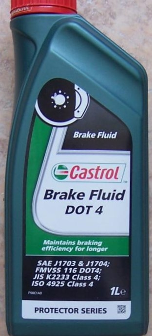 тормозная жидкость кастрол ДОТ 4