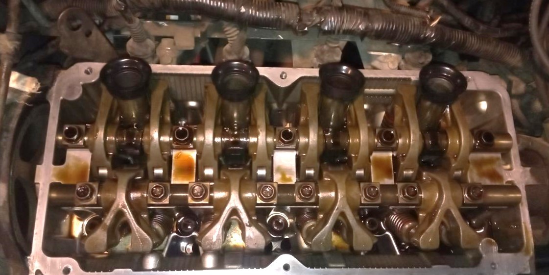 Замена маслосъемных колпачков чери